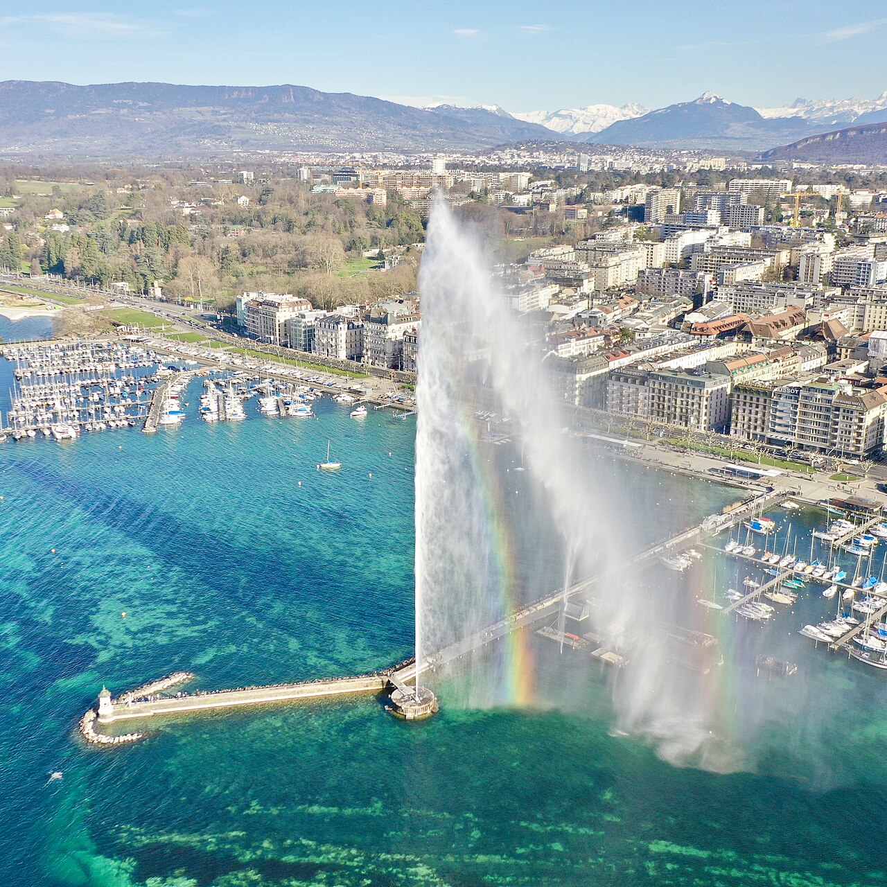 Vista de Genebra e do Jet d’eau sobre o lago, em foto de arquivo de 2020.
